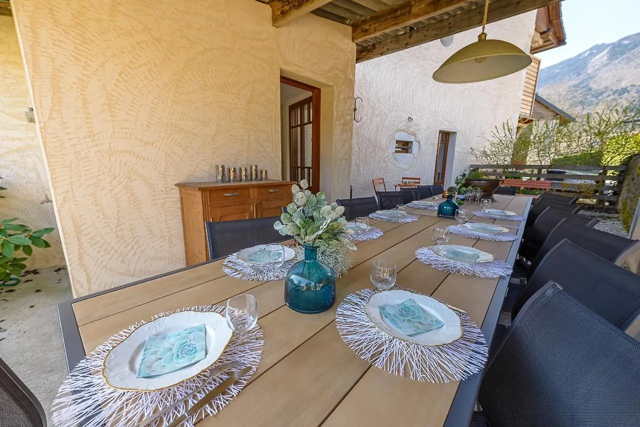 Holiday home Le Nid O Grives: Family Retreat between Lake and Mountains Saint-Jorioz France