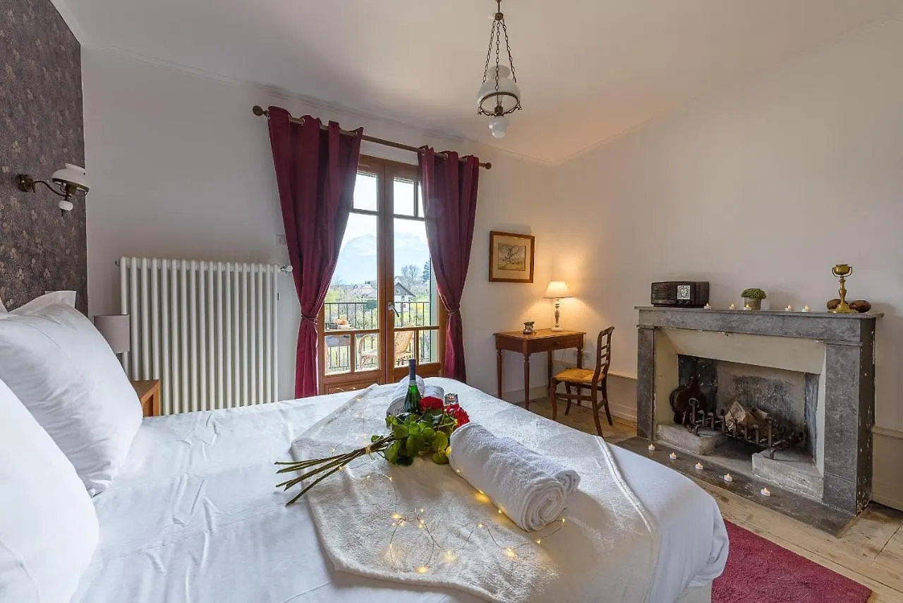 Holiday home Le Nid O Grives: Family Retreat between Lake and Mountains Saint-Jorioz